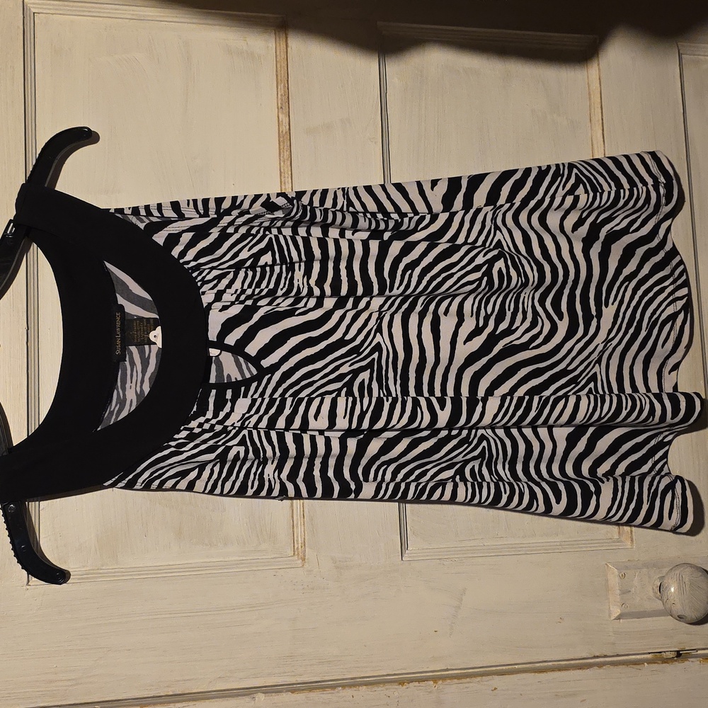 Black and White Zebra Print Sleeveless Top